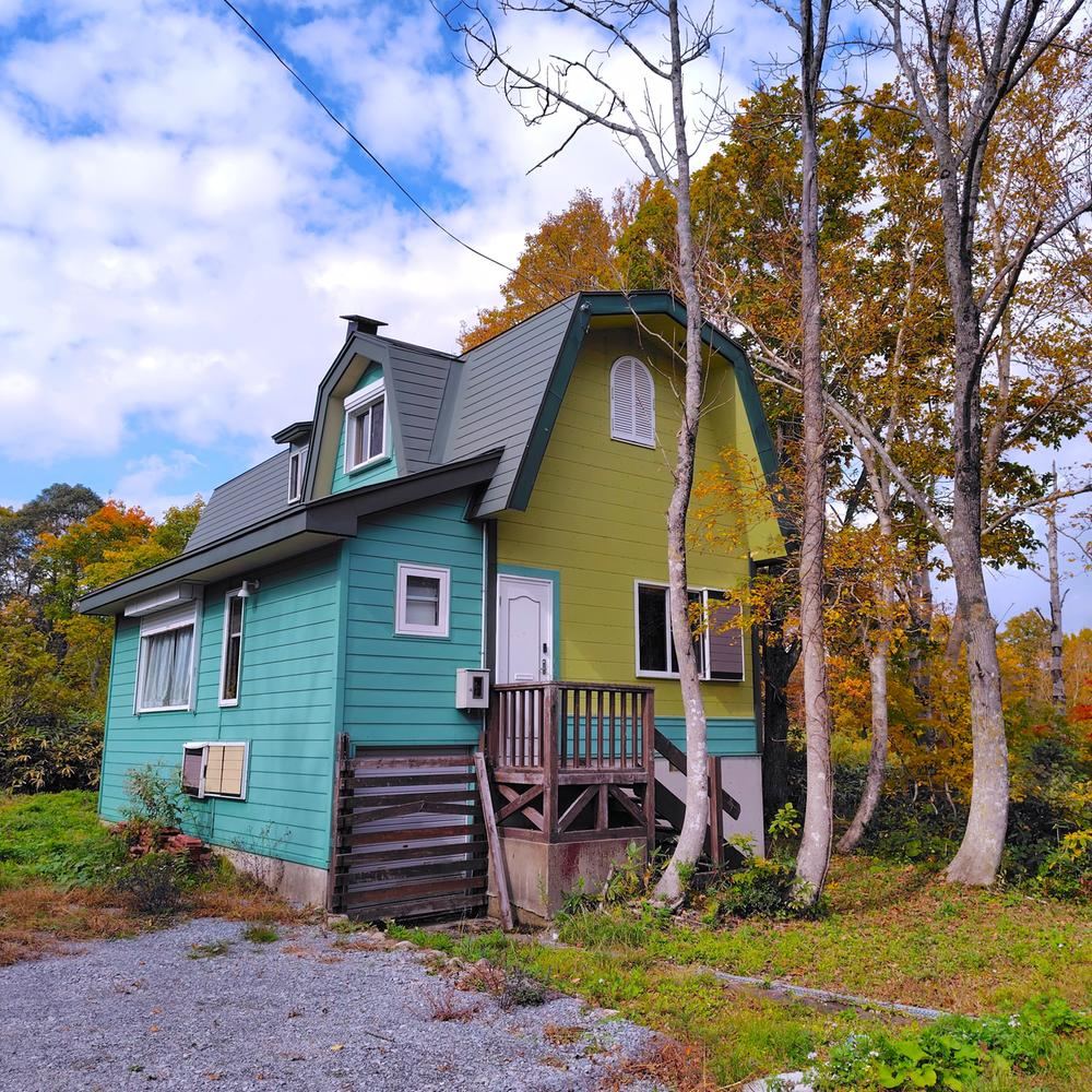 Charming Wood-Style Villa with Wood Stove in Aomori - Photo 1