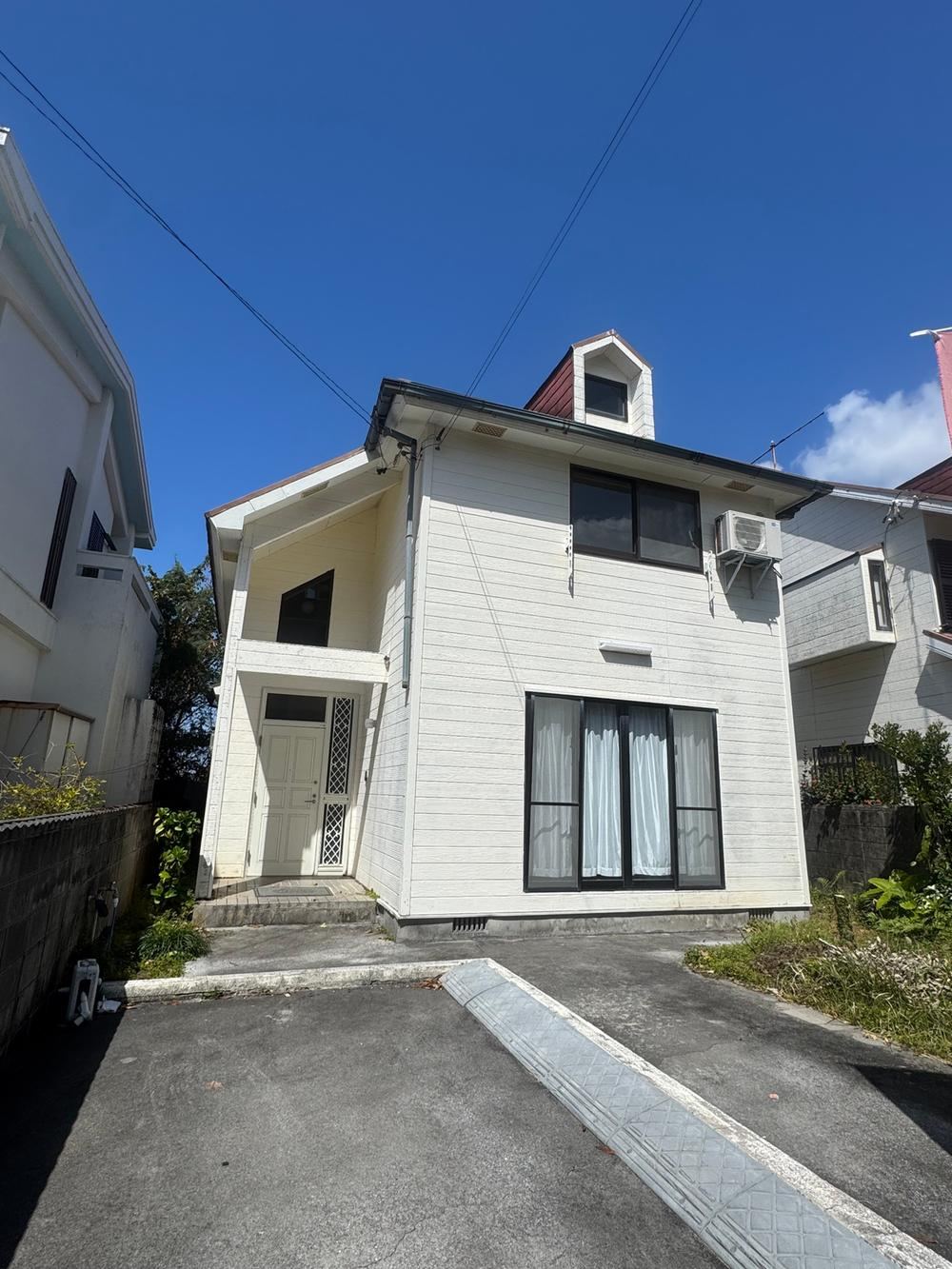 3LDK house in Tomigusuku, Okinawa - Photo 1