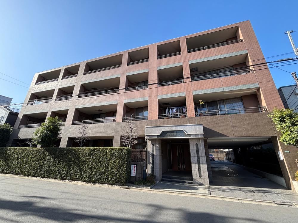 2LDK apartment in Nerima Ward, Tokyo - Photo 1