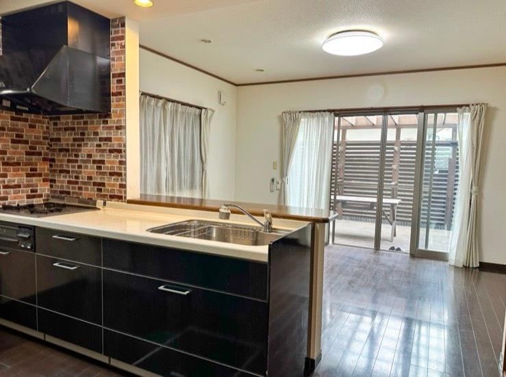 Spacious 3LDK House in Tsujido - Photo 1