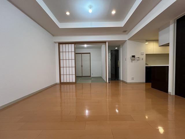 3LDK apartment in Atsubetsu Ward, Sapporo, Hokkaido - Photo 1