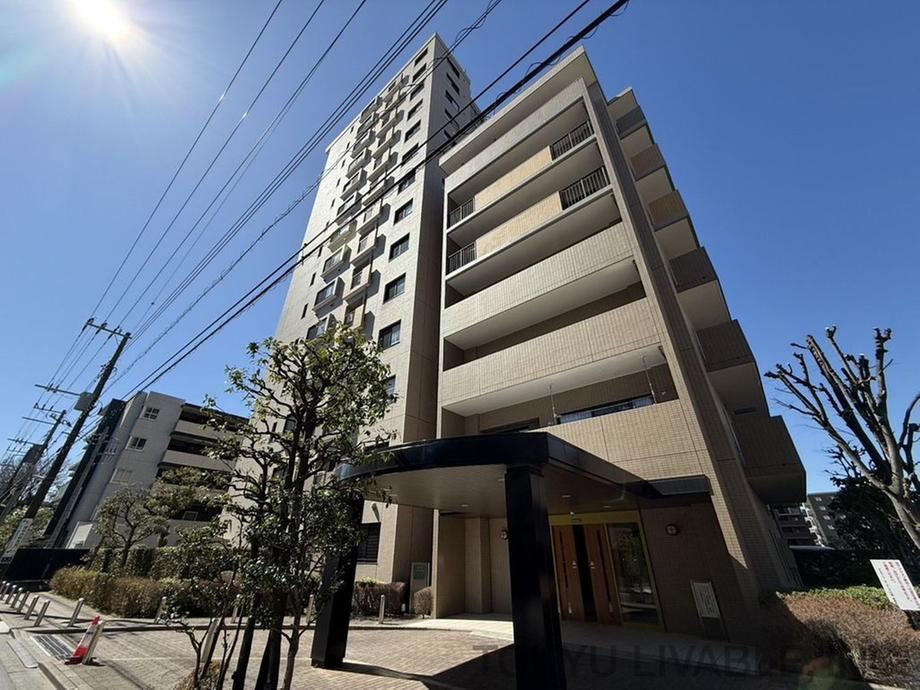3LDK apartment in Saiwai Ward, Kawasaki, Kanagawa - Photo 1