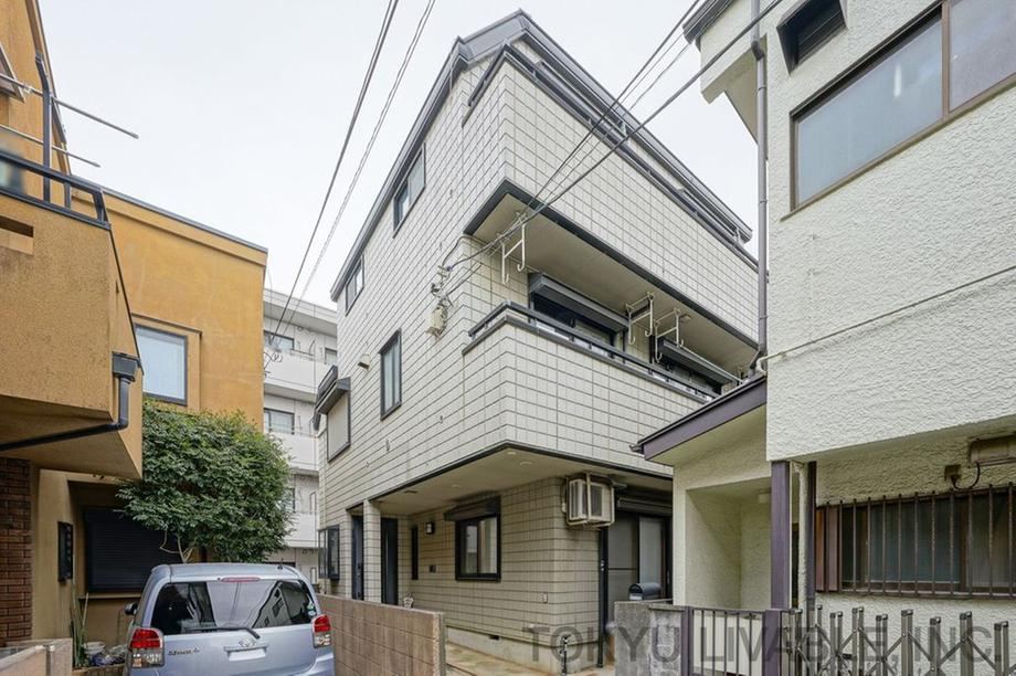 Spacious 4LDK+S House in Gakuen Nishimachi - Photo 1