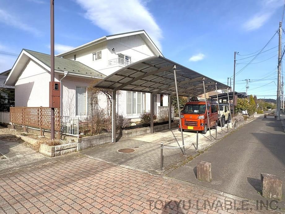 Spacious 4LDK Home in Aoyama - Photo 1