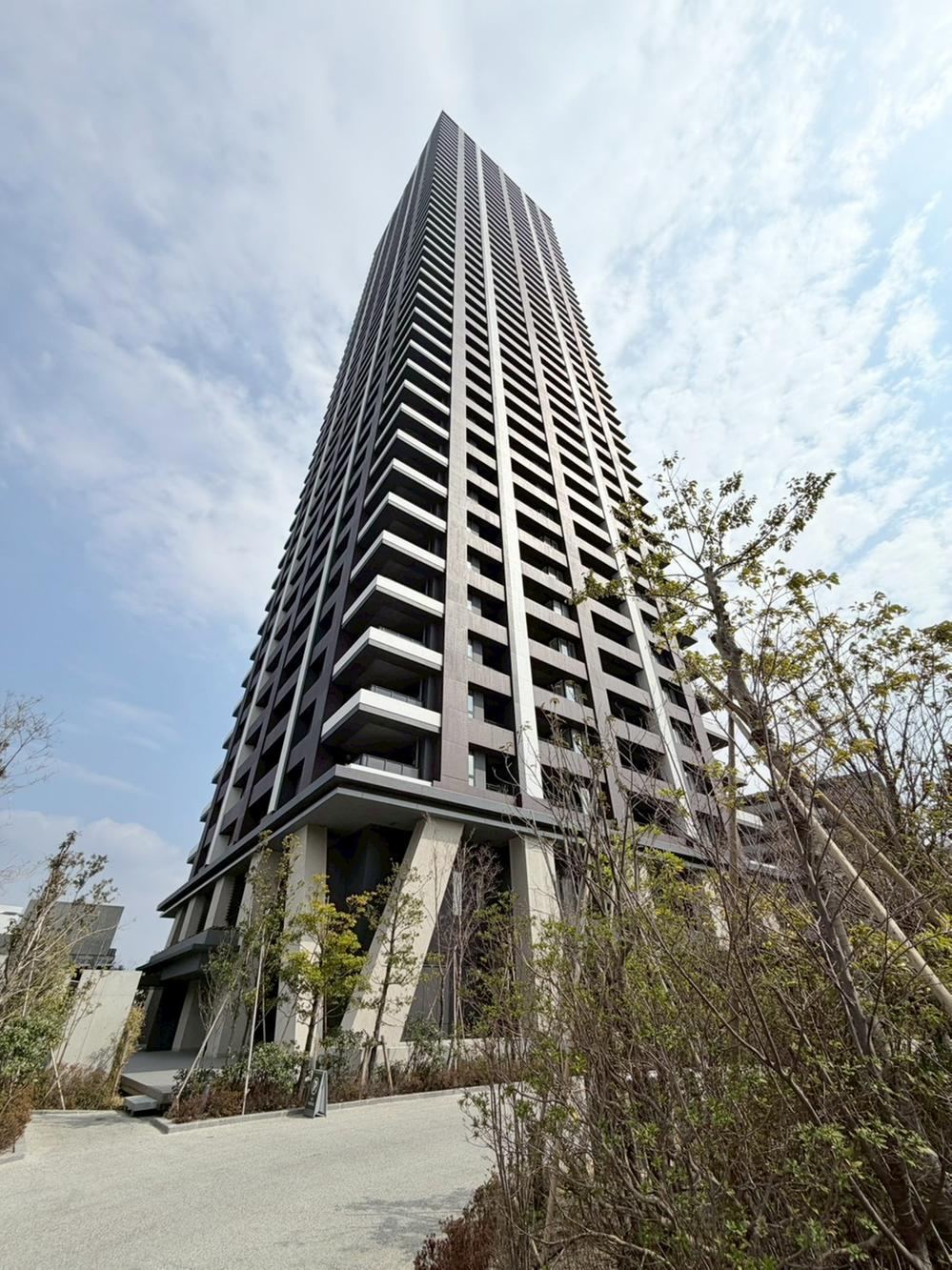 2LDK apartment in Higashi Ward, Fukuoka - Photo 1