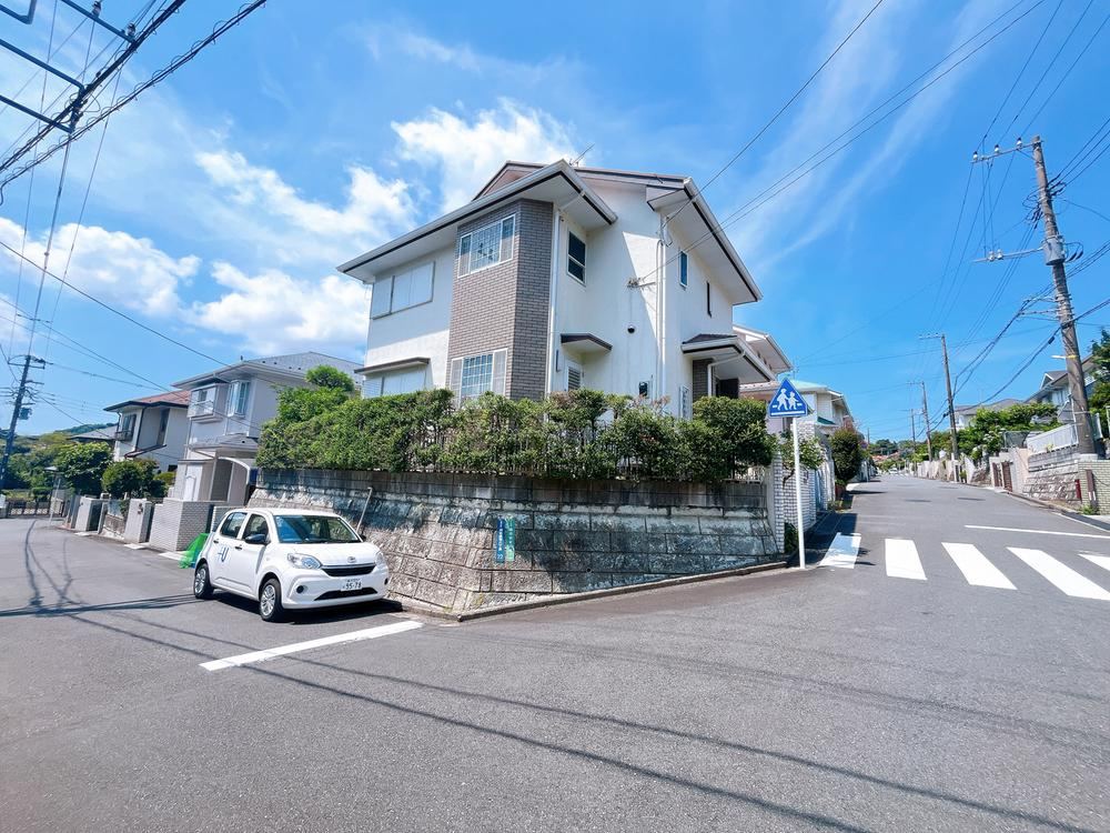 Elegant Home in Former Shonan Takatori Subdivision - Photo 1