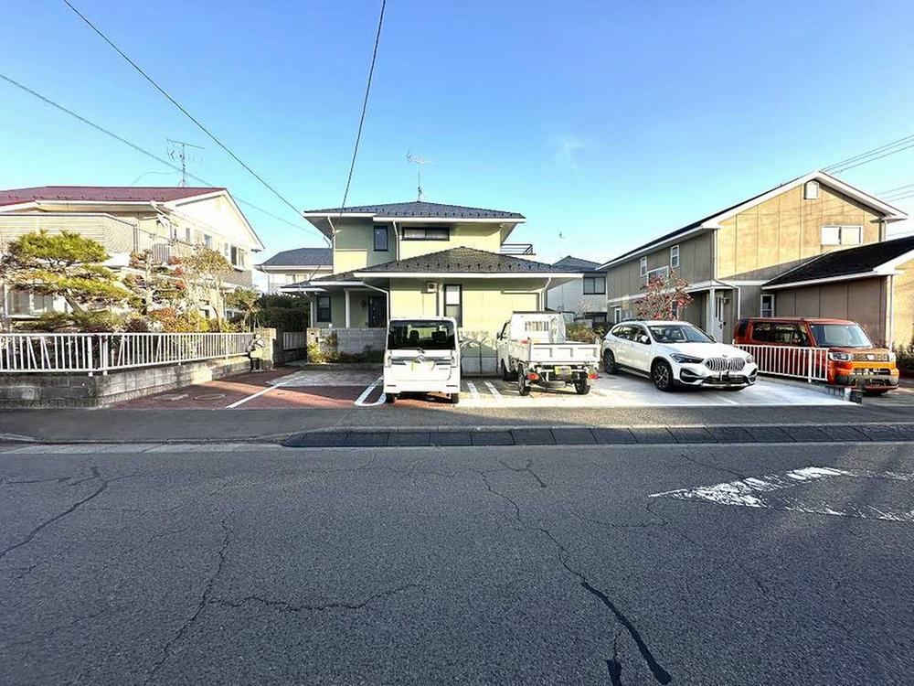 5LDK House by Daiwa House with Parking for 6 Cars - Photo 1