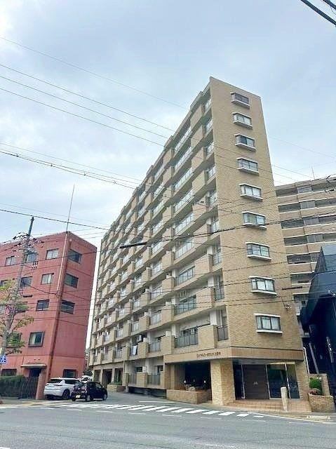 4DK apartment in Shimonoseki, Yamaguchi - Photo 1
