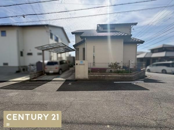 3LDK house in Wakayama, Wakayama - Photo 1