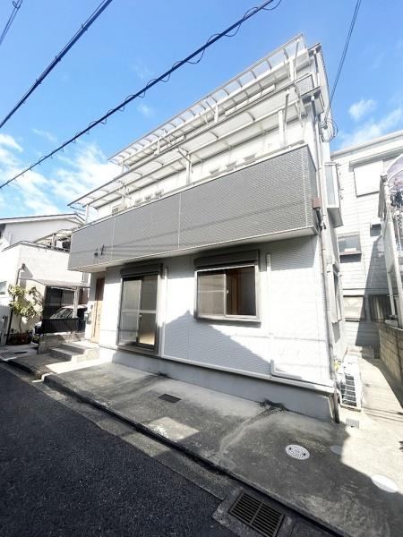 5LDK house in Kishiwada, Osaka - Photo 1