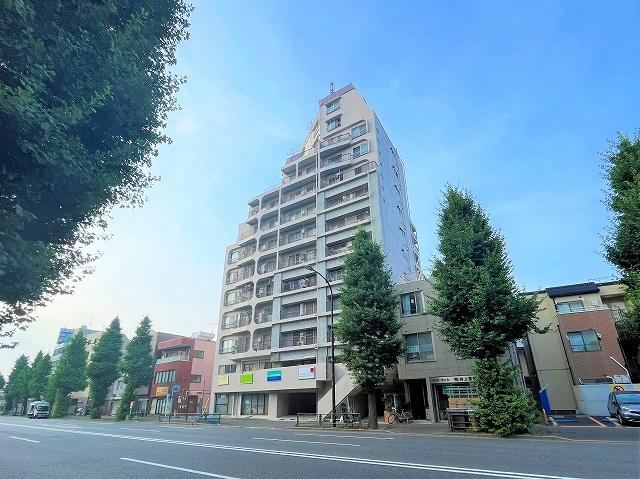 3DK apartment in Suginami Ward, Tokyo - Photo 1