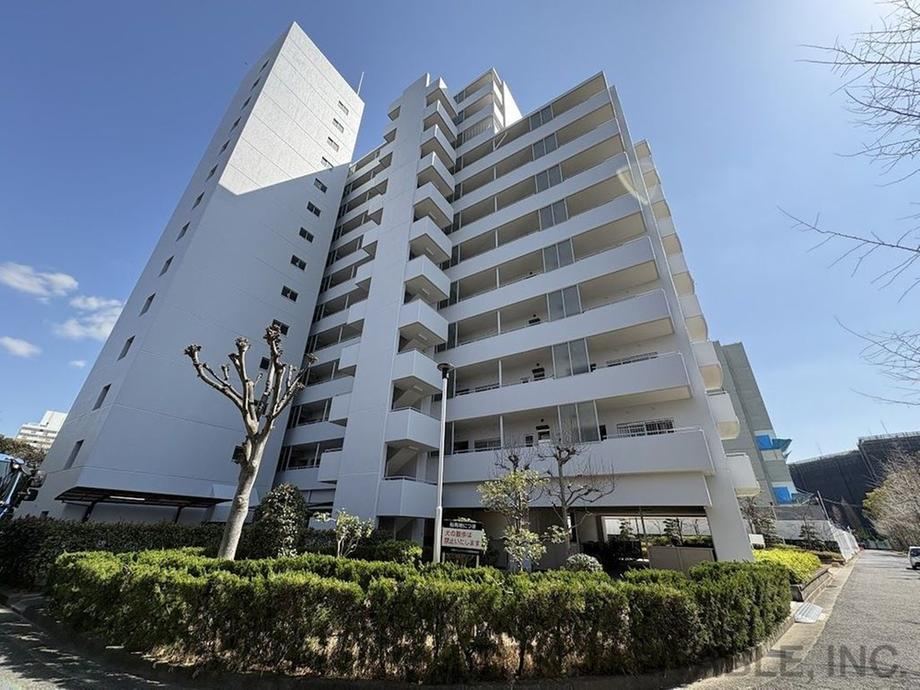 3LDK apartment in Suminoe Ward, Osaka - Photo 1