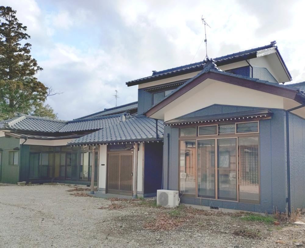 Versatile 7DK House in Kiyama, Niigata - Photo 1
