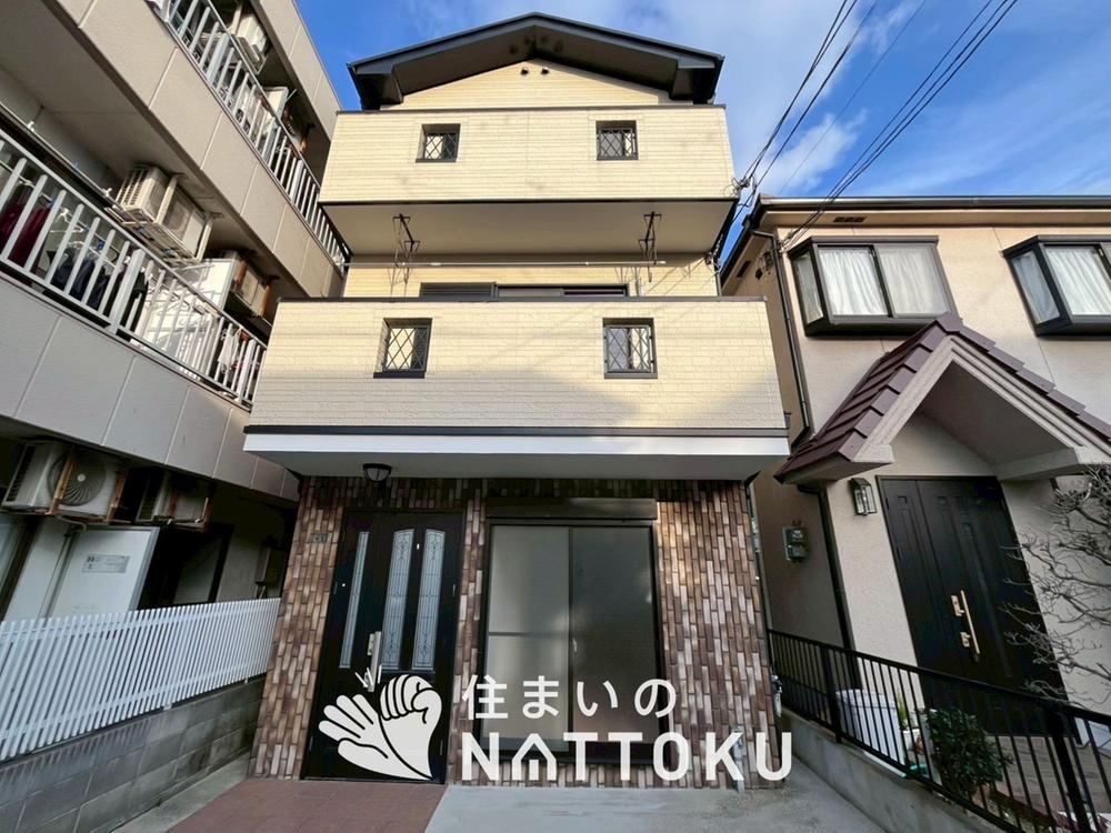 5LDK house in Neyagawa, Osaka - Photo 1