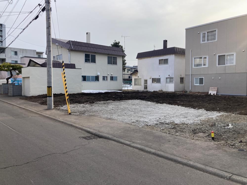 164 m² land in Minami Ward, Sapporo, Hokkaido - Photo 1