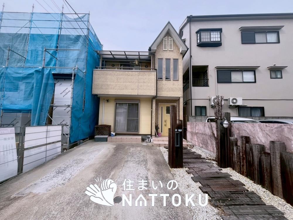 4LDK house in Neyagawa, Osaka - Photo 1