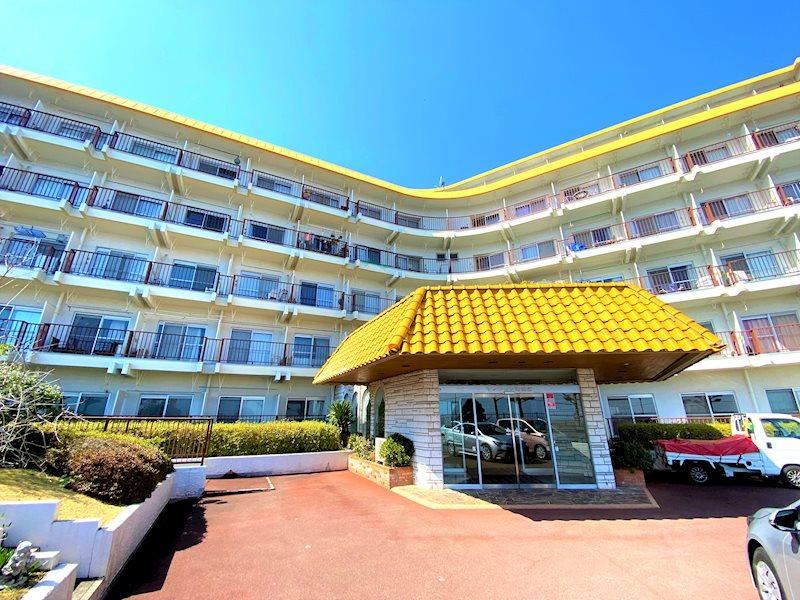 1LDK apartment in Atami, Shizuoka - Photo 1