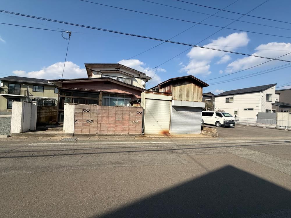 380 m² land in Akita, Akita - Photo 1