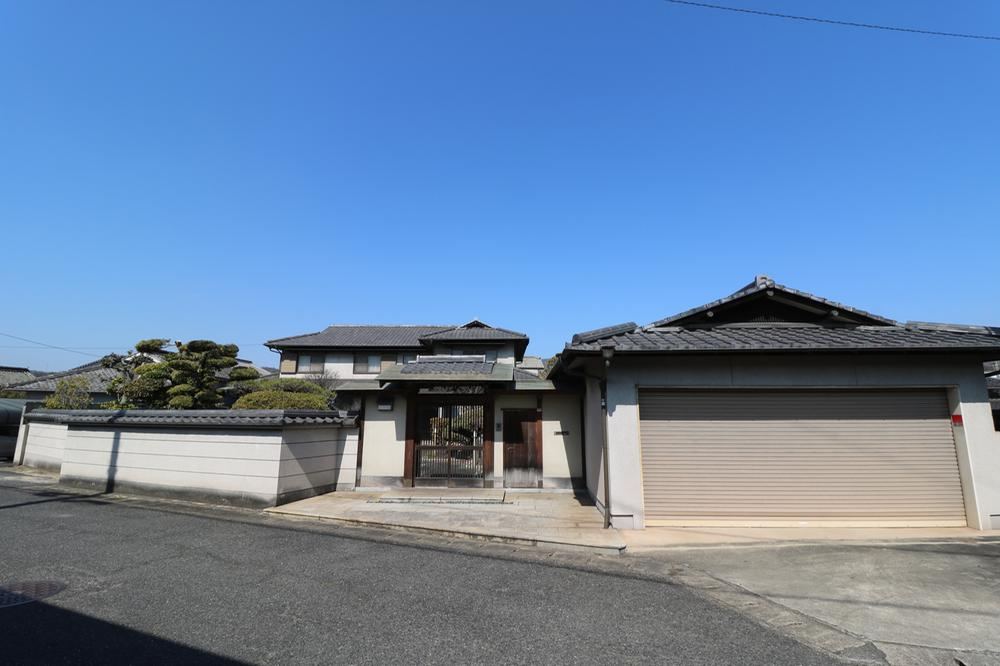 10DK house in Fukuyama, Hiroshima - Photo 1