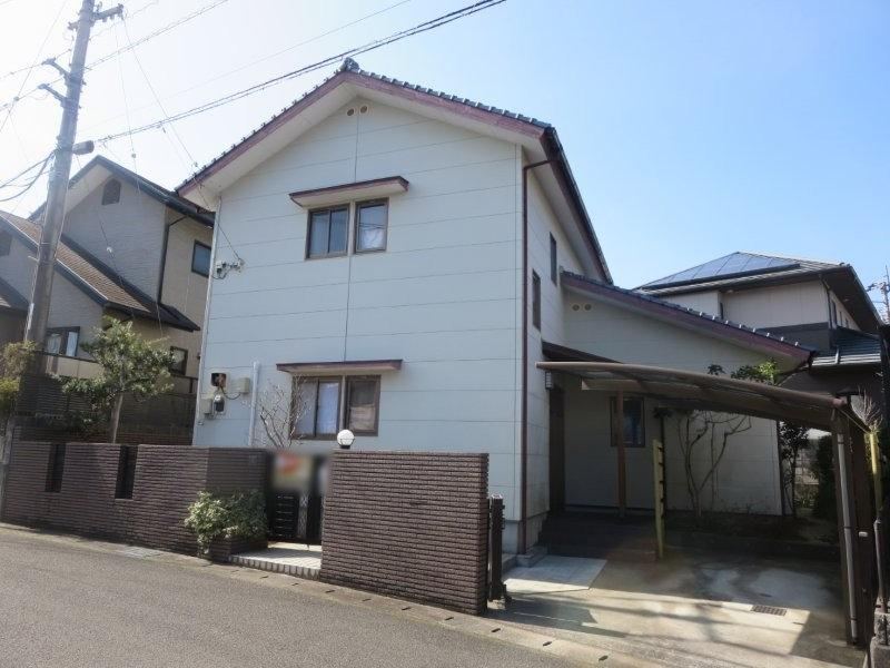 3LDK+2S house in Matsuyama, Ehime - Photo 1