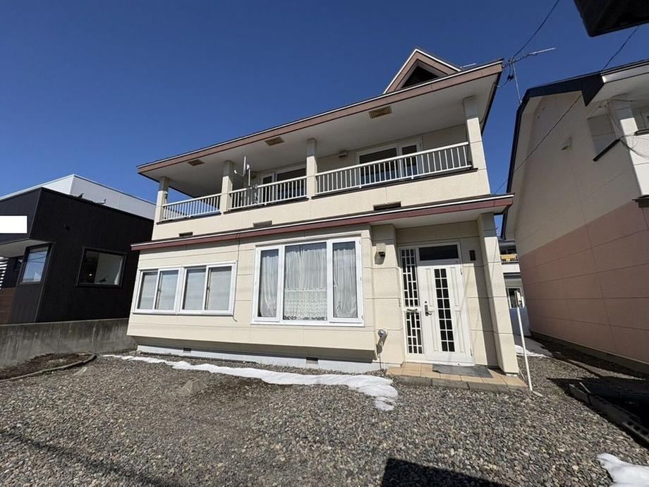 Sunny 5LDK+S House in Obihiro - Photo 1