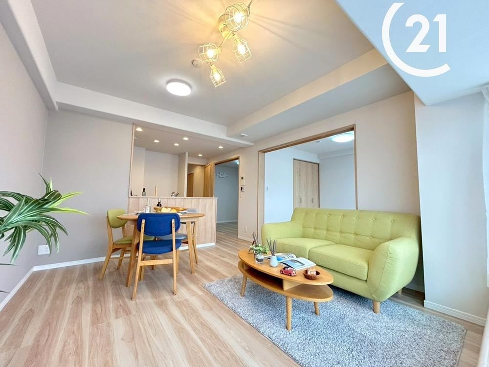 3LDK apartment in Nishiyodogawa Ward, Osaka - Photo 1