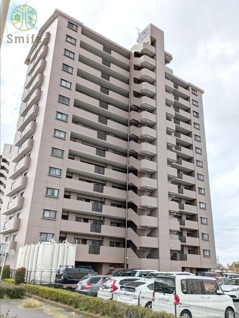 4LDK apartment in Iwata, Shizuoka - Photo 1