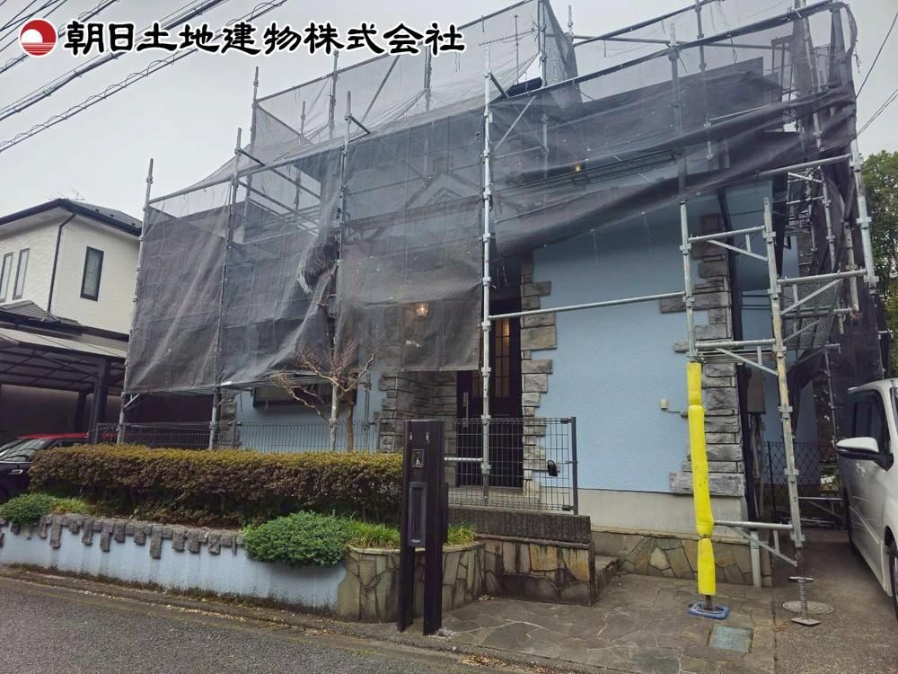 Spacious 3LDK Home with Good Access to Yokohama Line - Photo 1