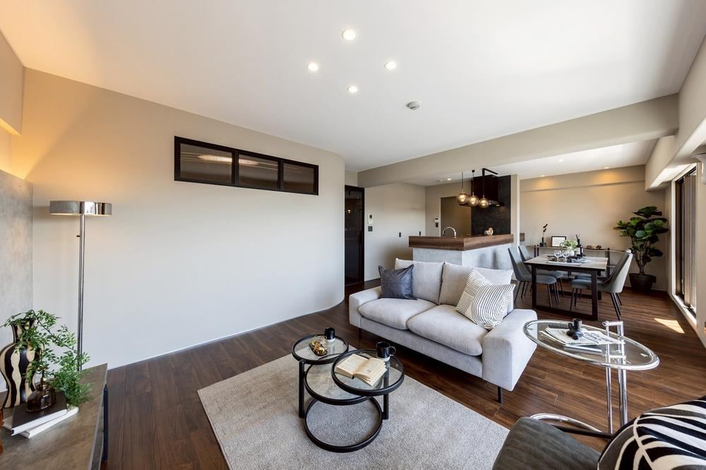 3LDK apartment in Nishinomiya, Hyogo - Photo 1