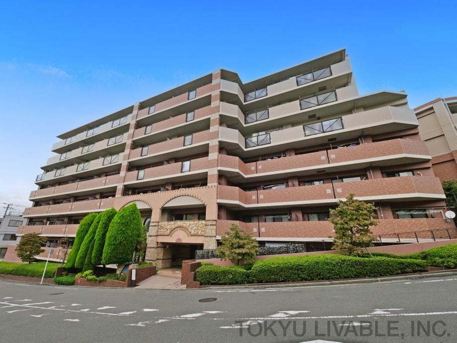 4LDK apartment in Tsuzuki Ward, Yokohama, Kanagawa - Photo 1