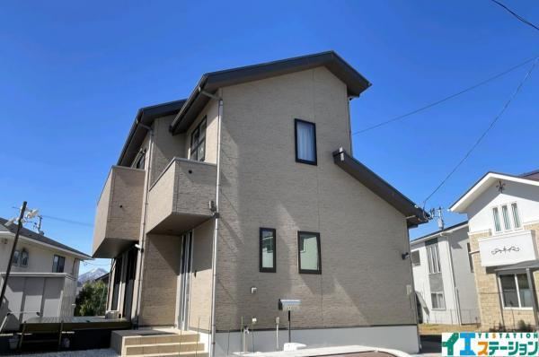 4LDK Detached House in Mori-no-Oka, Yamato - Photo 1