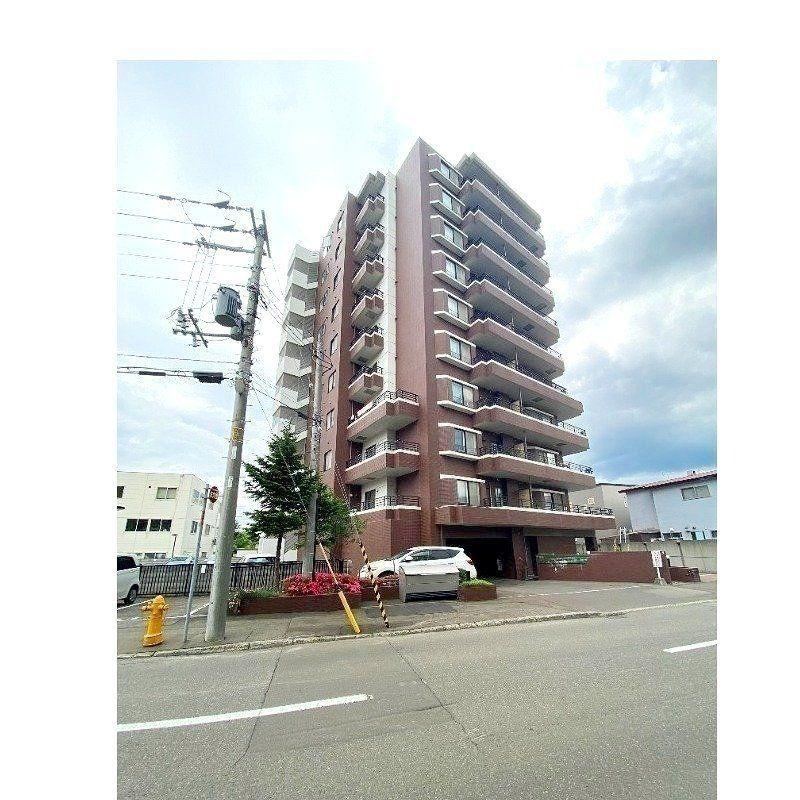 3LDK apartment in Minami Ward, Sapporo, Hokkaido - Photo 1