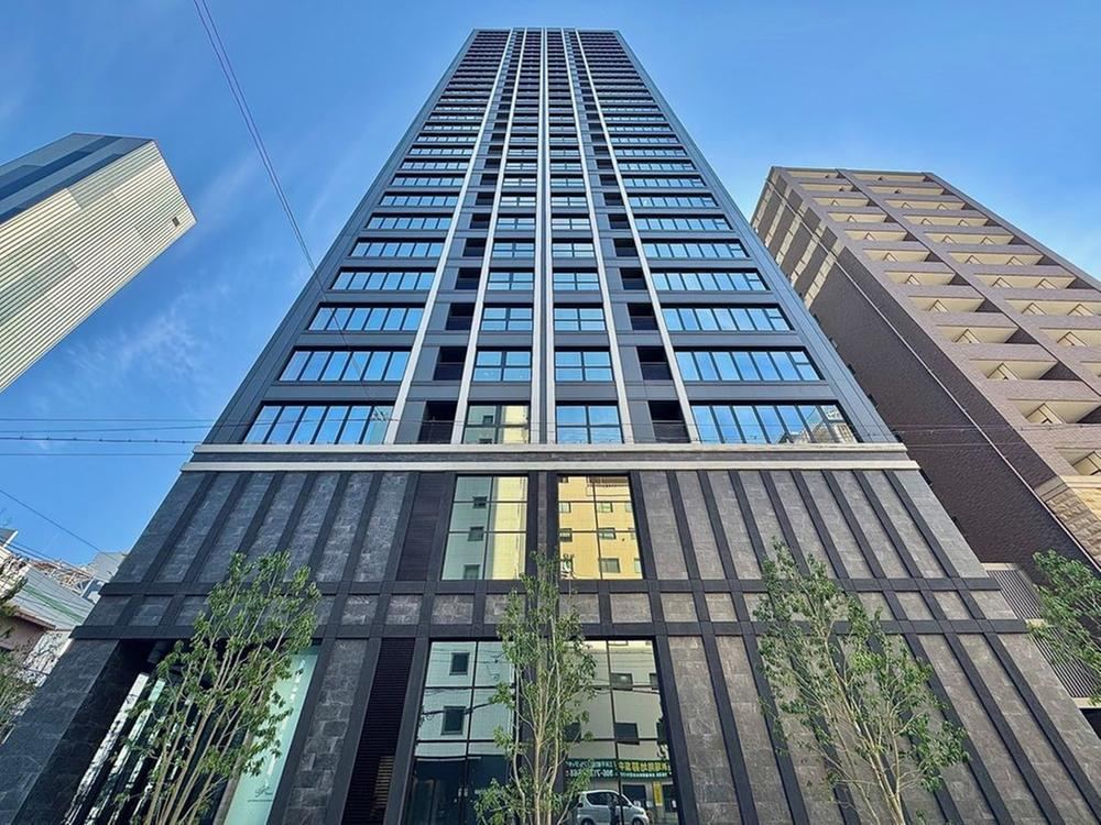 3LDK apartment in Chuo Ward, Osaka - Photo 1