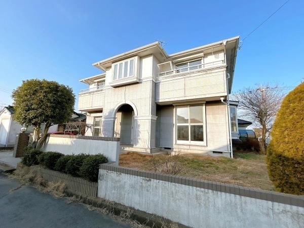 5LDK Detached House with Renovation Plans in Tsuchiura - Photo 1