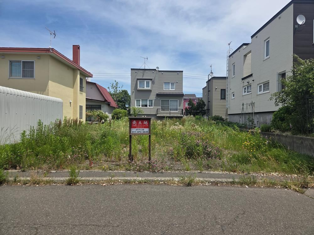 198 m² land in Teine Ward, Sapporo, Hokkaido - Photo 1