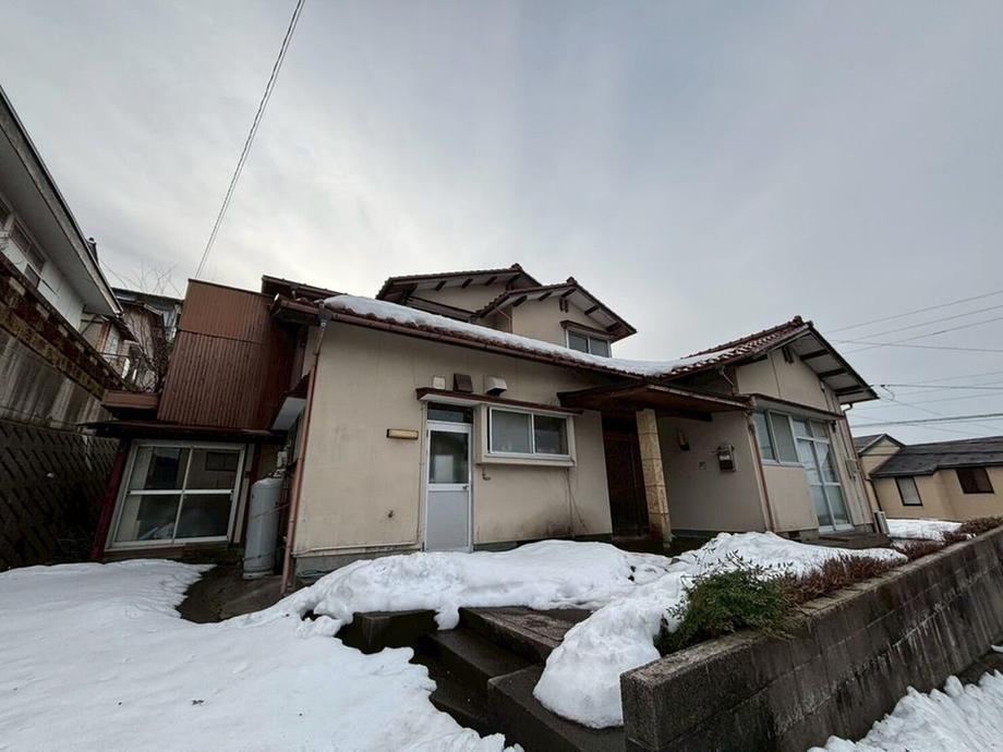 265 m² land in Kanazawa, Ishikawa - Photo 1