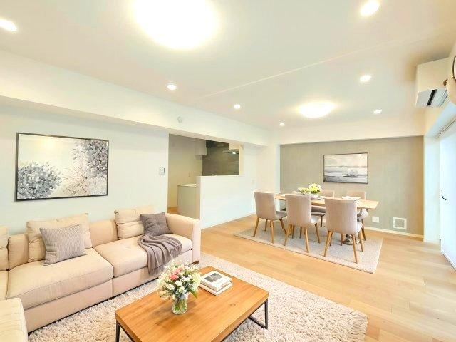 2LDK+S apartment in Ichikawa, Chiba - Photo 1