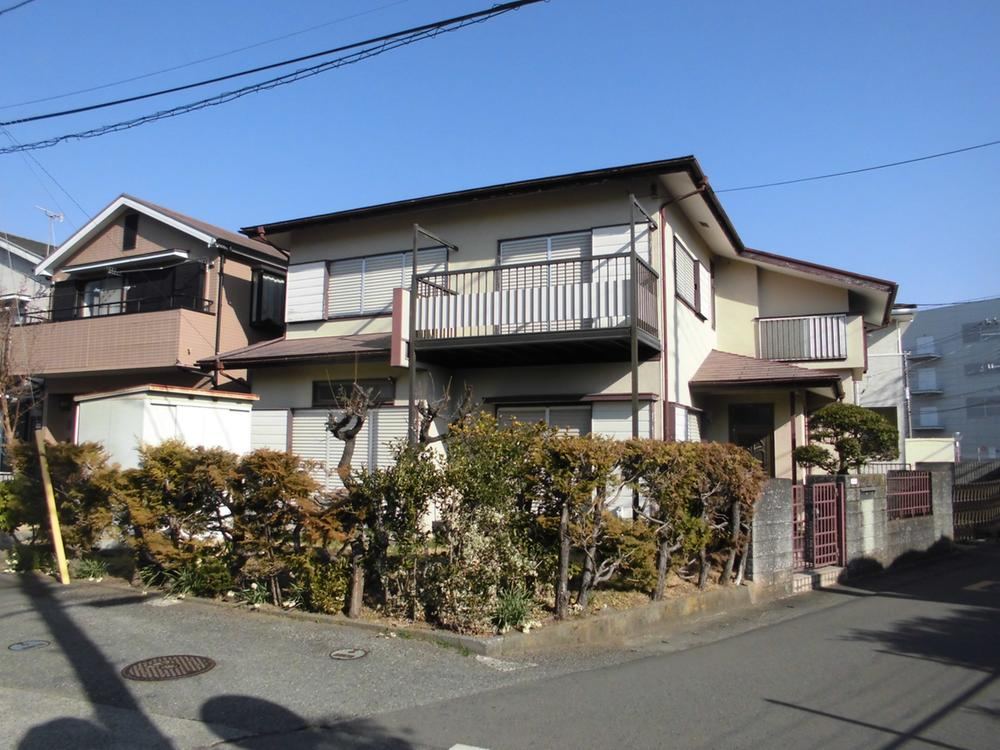 Bright 4LDK House on Southeast Corner Lot - Photo 1