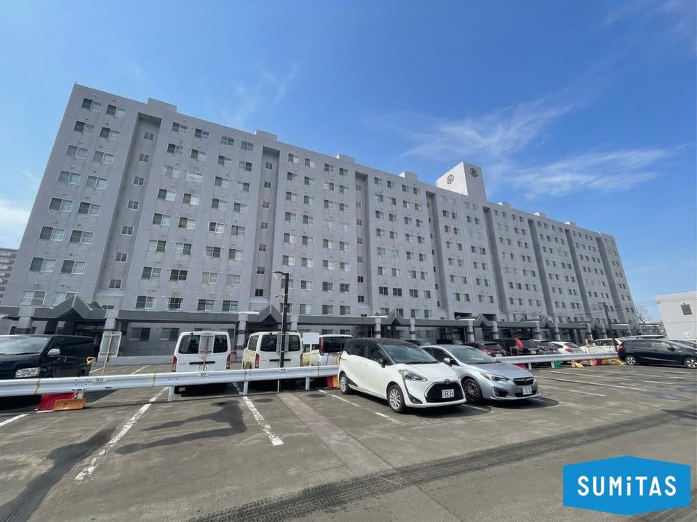 3LDK apartment in Kita Ward, Sapporo, Hokkaido - Photo 1