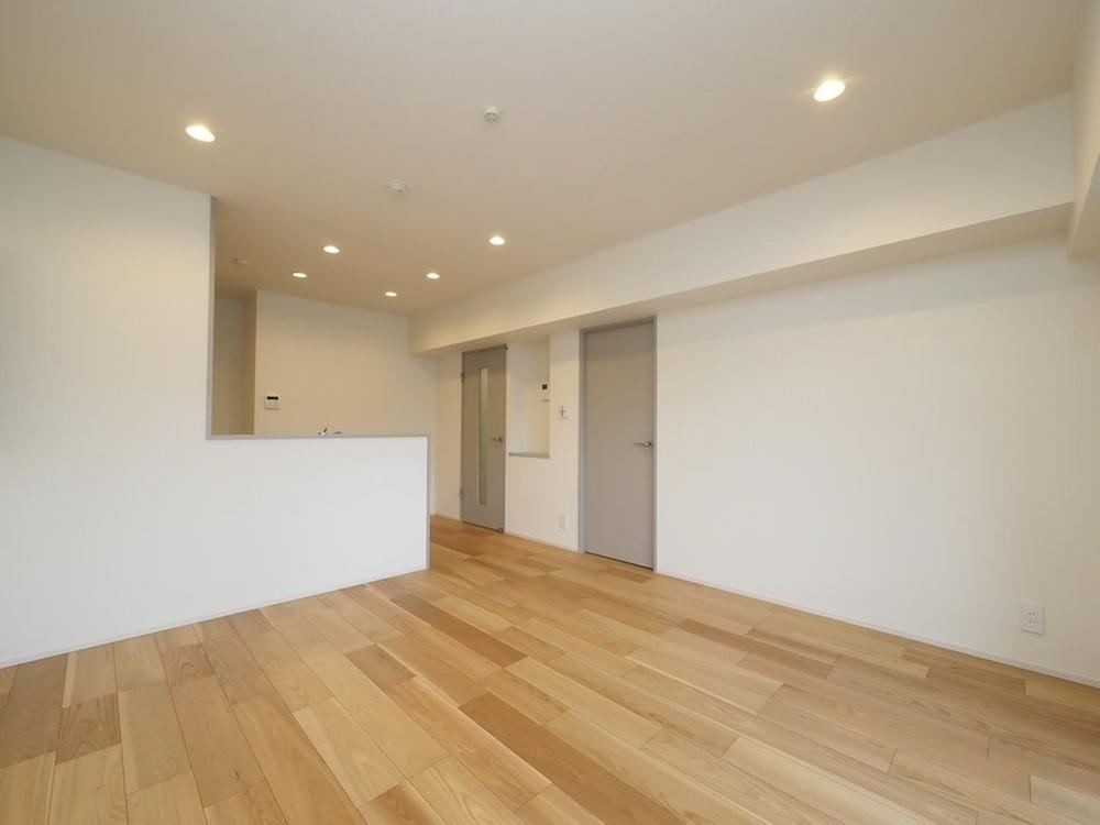 2LDK apartment in Chuo Ward, Tokyo - Photo 1