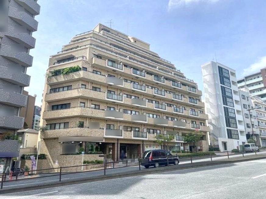 2LDK apartment in Shinjuku Ward, Tokyo - Photo 1