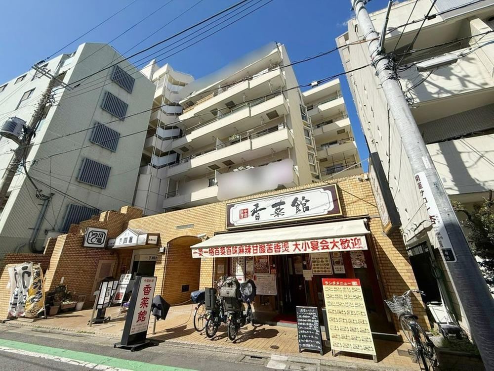 2DK apartment in Katsushika Ward, Tokyo - Photo 1