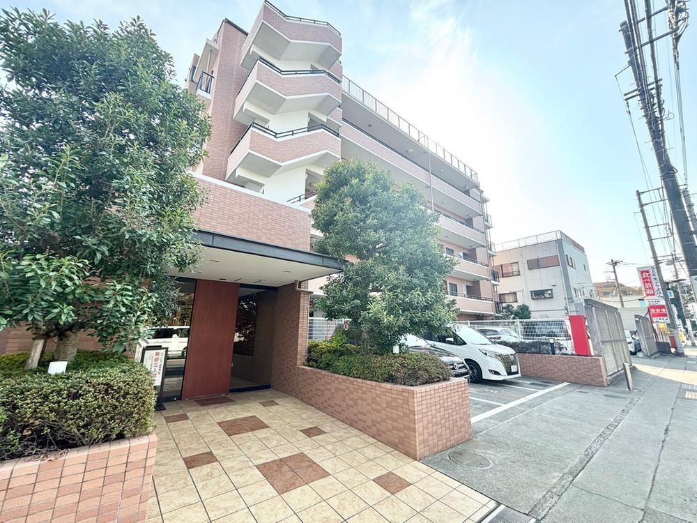 3LDK apartment in Kokubunji, Tokyo - Photo 1