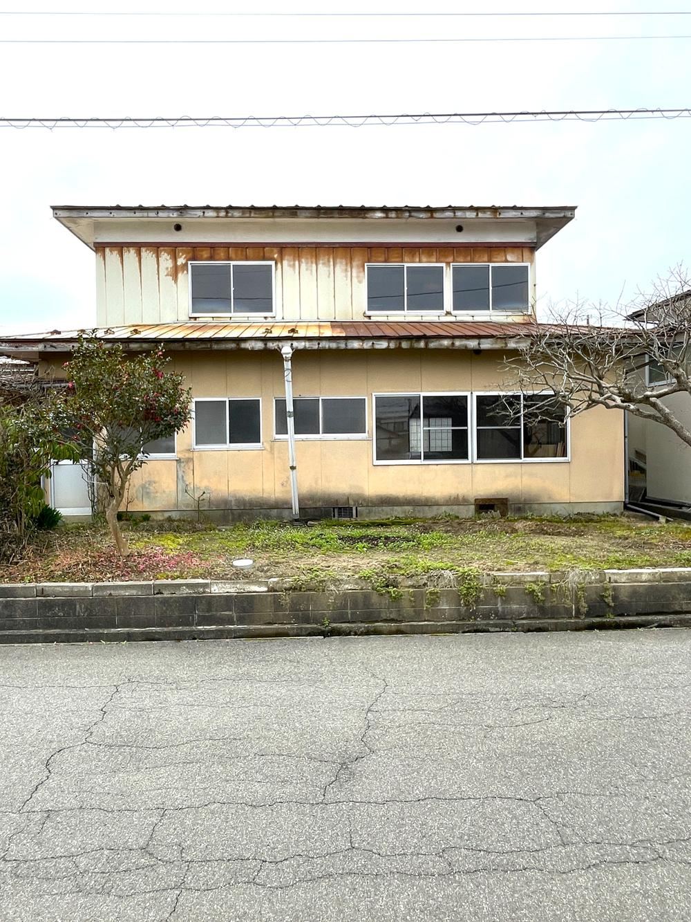 177 m² land in Yurihonjo, Akita - Photo 1
