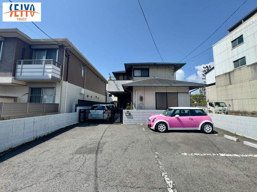 3LDK+2S house in Naka Ward, Hiroshima - Photo 1