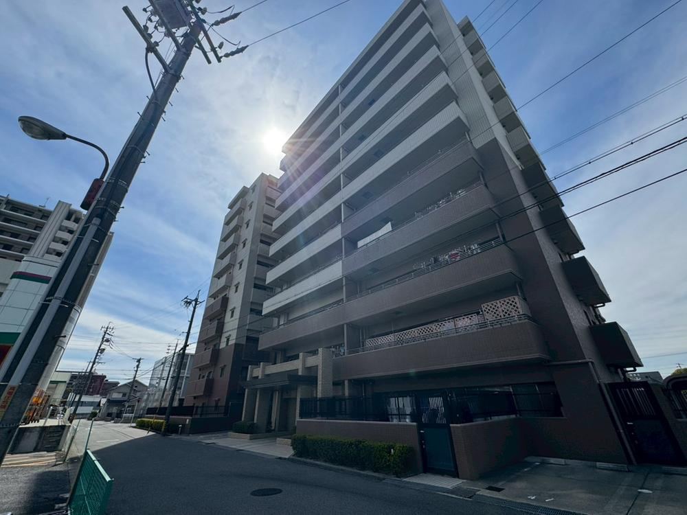 4LDK apartment in Okazaki, Aichi - Photo 1