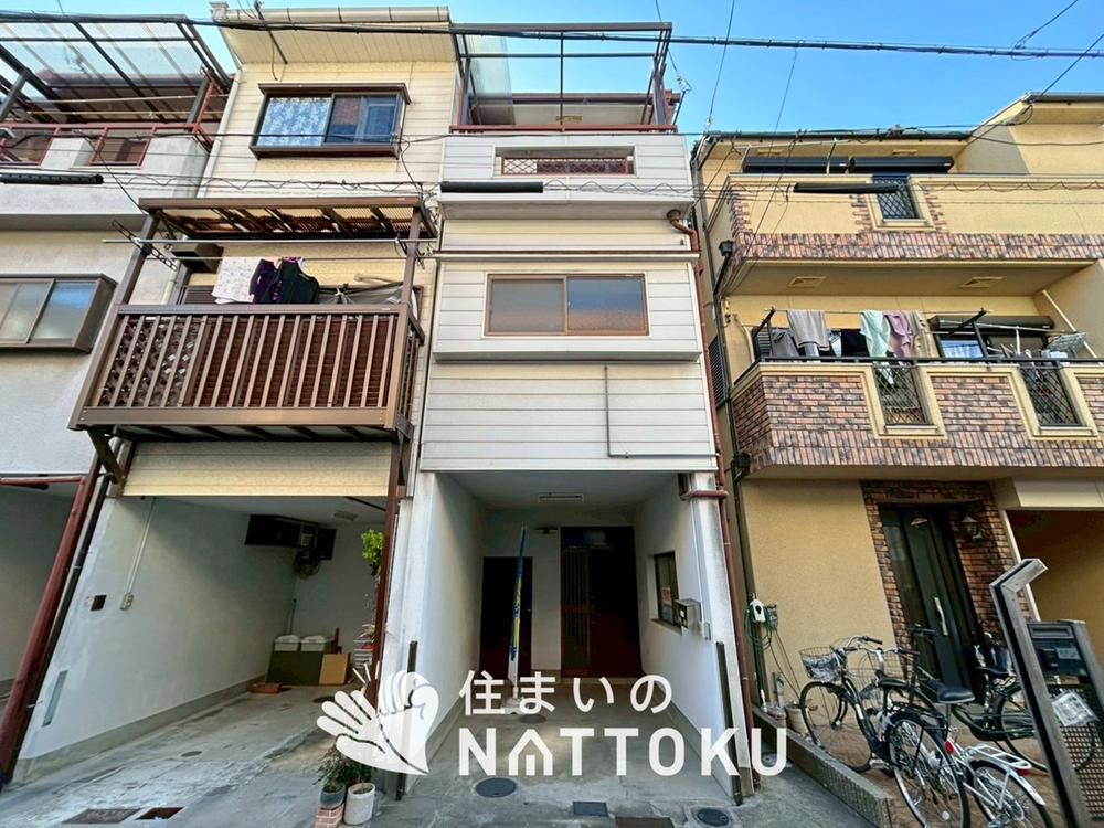 3DK house in Neyagawa, Osaka - Photo 1