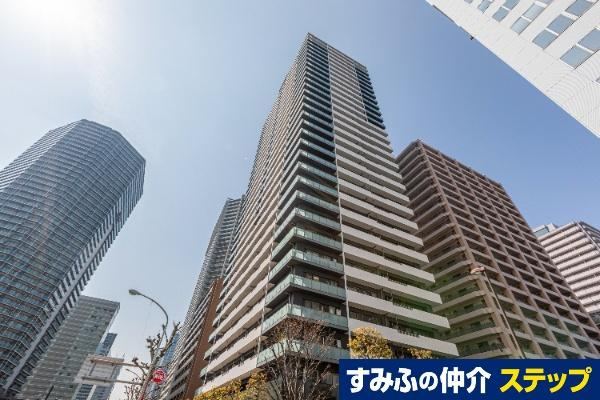 3LDK apartment in Minato Ward, Tokyo - Photo 1
