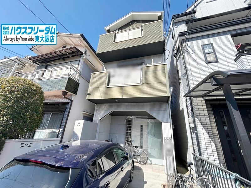 3LDK house in Daito, Osaka - Photo 1