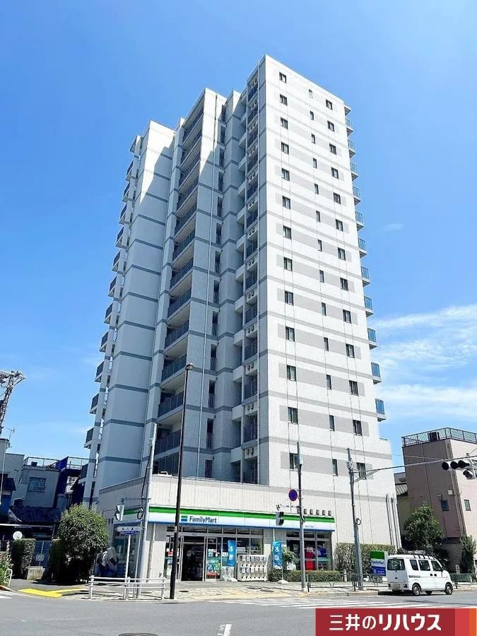 2LDK apartment in Koto Ward, Tokyo - Photo 1